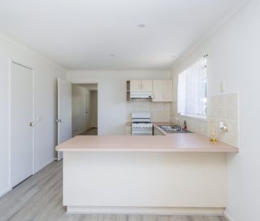 10 Dava Court, Kangaroo Flat - Photo 4