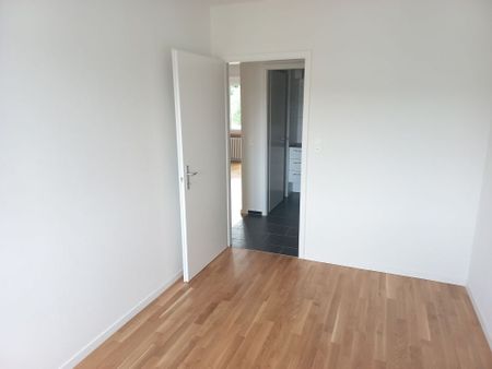 schöne 3-Zimmerwohnung, 6. Stock links - Photo 2