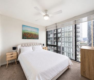 Furnished Apartment In Prime Southbank Location! Perfect City Lifestyle Awaits - Photo 4