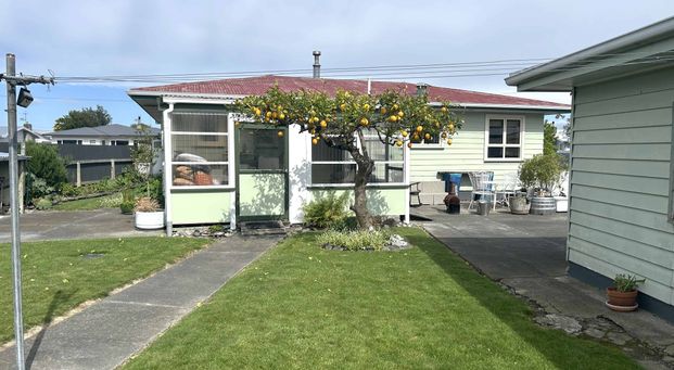 4 Bedroom Pirimai, Napier - Photo 1