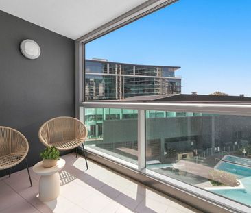 Fully Furnished - Stylish Riverside Living with Resort-Style Facili... - Photo 6