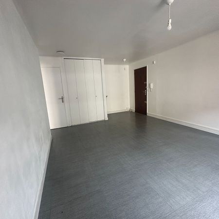 Location Appartement 2 pièces 48m² - Photo 3