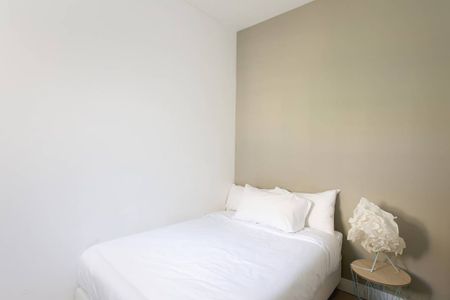 Flat 2, 62 Comeragh Road, London - Photo 2