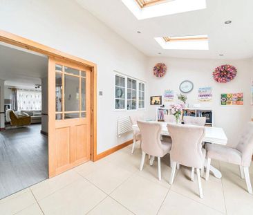 4 bedroom terraced house to rent - Photo 4