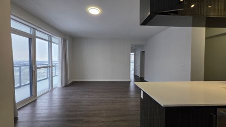 For Lease - 65 ONEIDA Crescent Unit# LPH04, Richmond Hill, Ontario - Photo 4