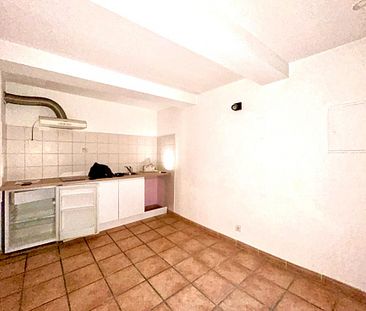 Appartement - Salon-De-Provence (13300) - 25.85 m² - - Photo 1