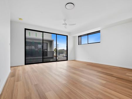 Brand New Contemporary Townhouse Living - Photo 5