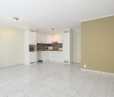 Appartement met 2 slaapkamers te huur in het hartje van Oostende - Photo 1