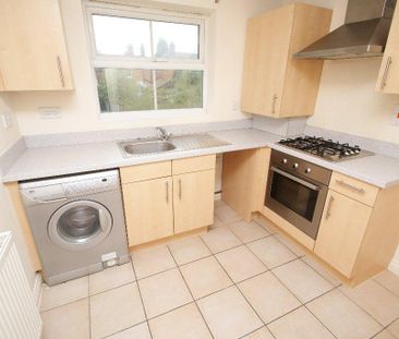 2 bedroom flat to rent - Photo 4