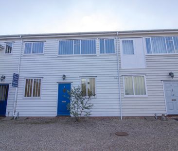 2 Bedroom Property to Let in the Heart of Clare - Photo 6
