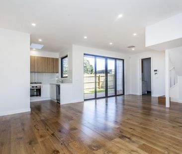 3/19 Beckett Street, Chadstone VIC 3148 - Townhouse For Rent | Domain - Photo 5