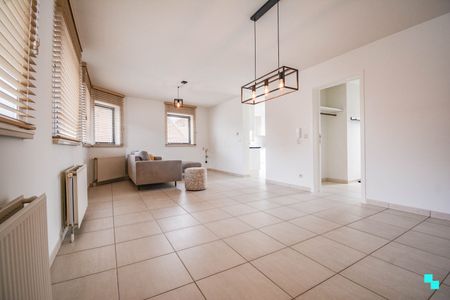 Instapklaar duplexappartement met garage te Hooglede - Photo 2