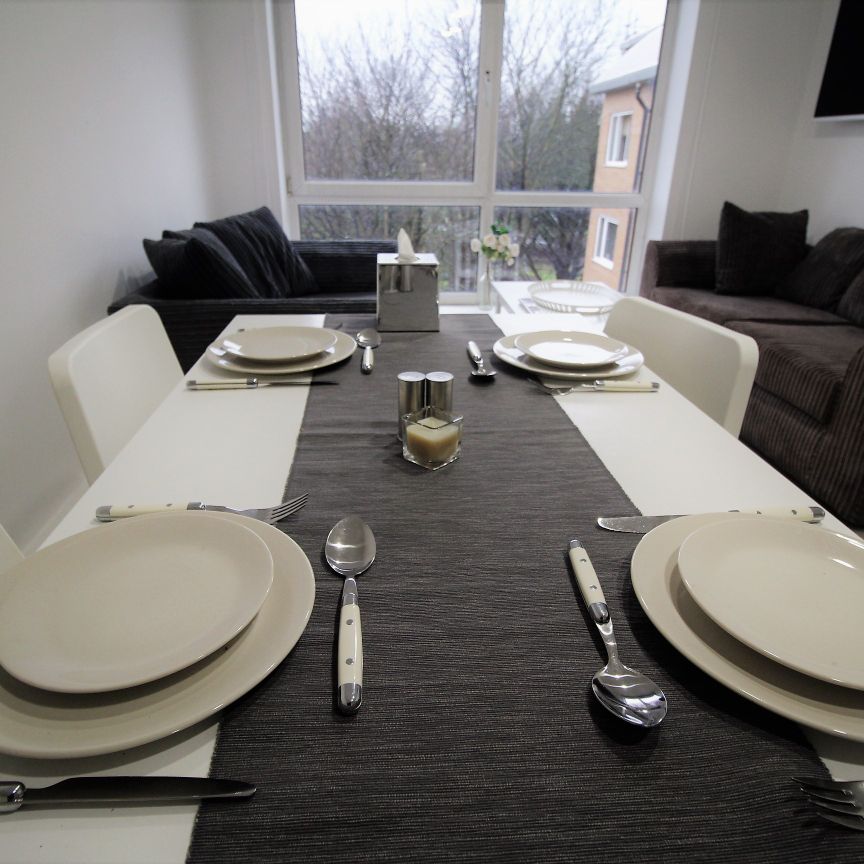 Flat 79, Samara Plaza, LS2 9DU, Leeds - Photo 1