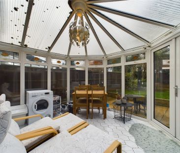 Winchester Drive, Maidenhead Winchester Drive, Maidenhead - Photo 1