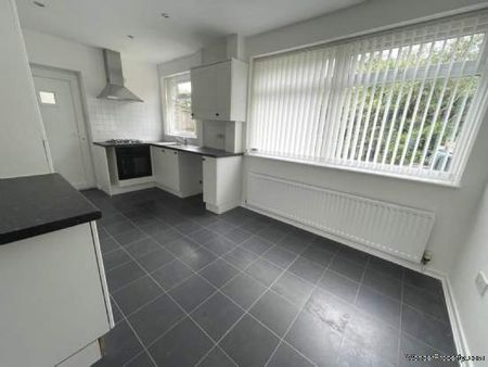 3 bedroom property to rent in Oldham - Photo 2