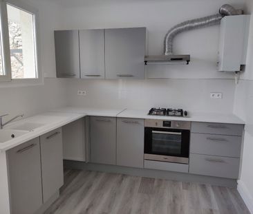 Location Appartement 3 pièces 70m² SETE 34200 - Photo 1