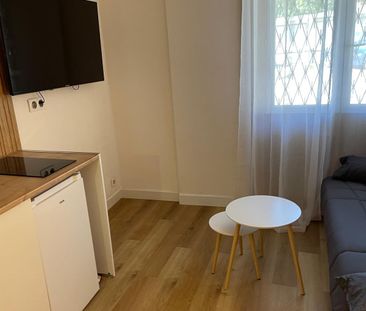 Location Appartement 1 pièce 13m² CANNES 06400 - Photo 1