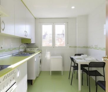 Calle de Turaco, Madrid, Community of Madrid 28011 - Photo 5