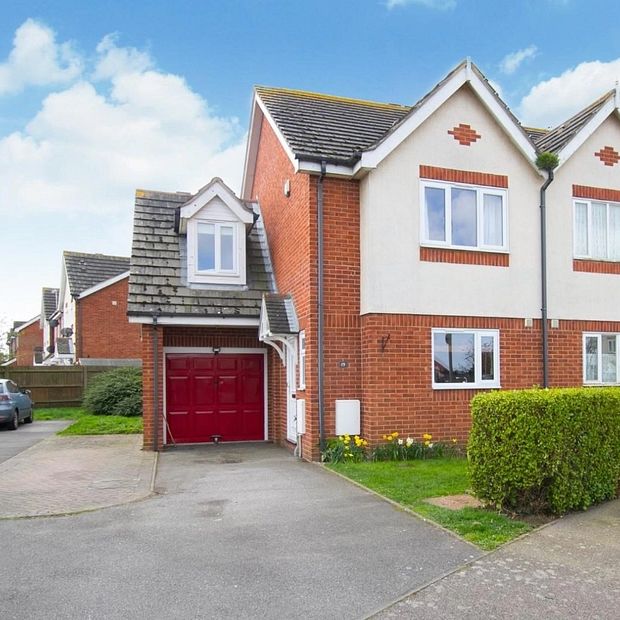 Windsor Gardens, CT6 8FE, Herne Bay - Photo 1