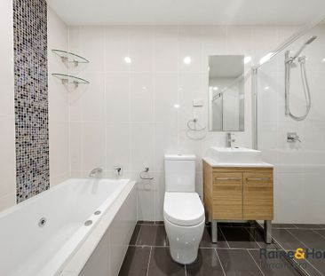 Sophisticated First-Floor Two-Bedroom Apartment in Prime Turramurra... - Photo 5