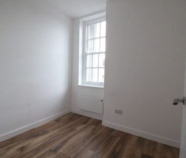 Flat 2, 63A High Street, Maidstone, Maidstone, ME14 1SR - Photo 1