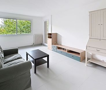 Location Appartement 3 pièces 53m² NANTERRE 92000 - Photo 3