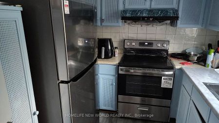 For Lease - 3050 Olympus Mews Unit# main floor, Mississauga, Ontario - Photo 5