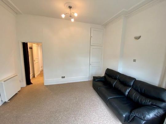 Boyn Hill Avenue, MAIDENHEAD - Photo 1