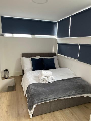 Studio Flat, Charleville Road, W14 - Photo 3