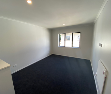 2b/61 Albert Street, Hamilton East — - Photo 2