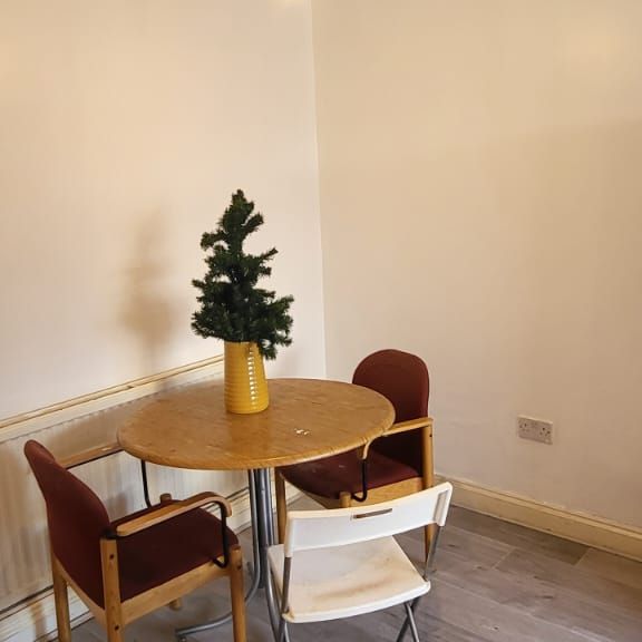 RM2 Glengall Grove | Isle of Dogs | London | E14 3NE - Photo 1