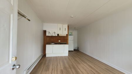 For Lease - 280 RIVER Road Unit# A05, Wasaga Beach, Ontario - Photo 3