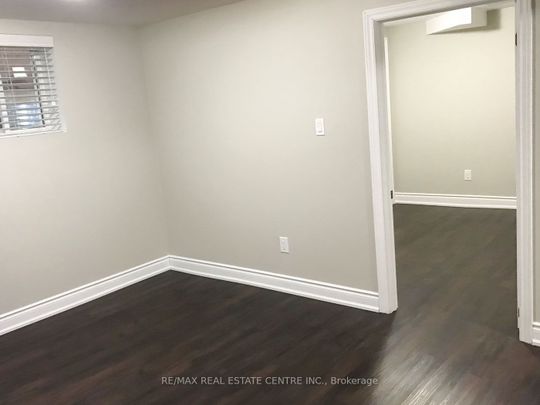 For Lease - 3153 Shadetree Drive, Mississauga, Ontario - Photo 1