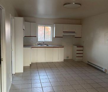 Grand 4 1/2 à louer près de tous les services - Photo 4