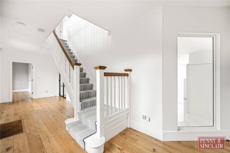 5 bedroom detached house to rent - Photo 3