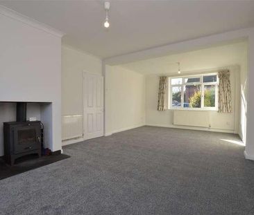 Sutton Gardens, Merstham, Redhill, RH1 - Photo 1