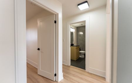 For Lease - 484A Cosburn Avenue, Toronto, Ontario - Photo 4