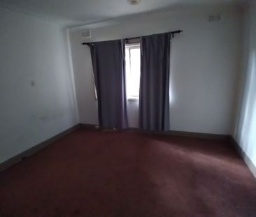 Best Location!!! - Photo 2