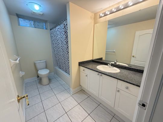 For Lease - 3209 Erin Centre Boulevard Unit# Lower, Mississauga, Ontario - Photo 1