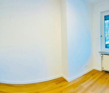 renovierte 4,5 Zimmer Wohnung mit Süd-Terrasse & Garten (Gete) - Foto 2