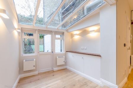 Studio to rent - Photo 5