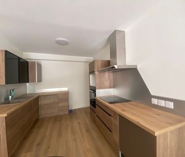 Location Appartement 3 pièces 47m² CASSIS 13260 - Photo 3