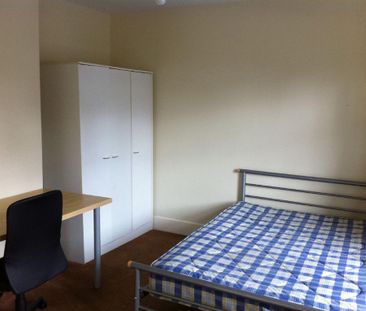 4 bedroom house to rent - Photo 1