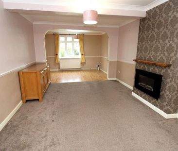 3 bedroom semi-detached house to rent - Photo 1