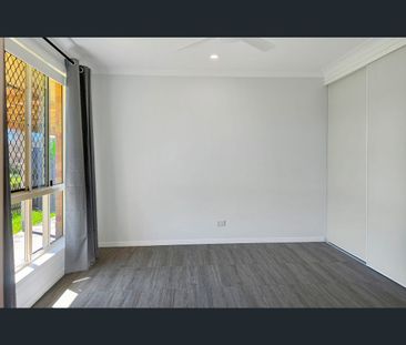 1/119 North Street, Point Vernon, Qld 4655 - Photo 2