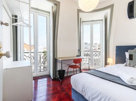 Rua Tenente Ferreira Durão, Lisbon, Lisbon 1350-315 - Photo 2