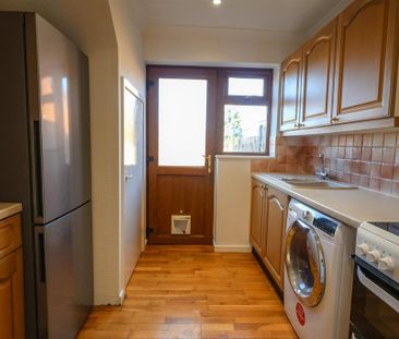 1 bedroom semi-detached house to rent - Photo 3