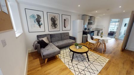 2 bedroom flat to rent - Photo 3