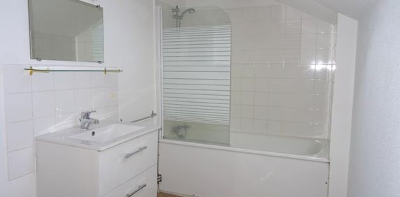 Location Appartement 2 pièces 54m² - Photo 2