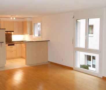 Helle 4.5-Zimmer-Wohnung auf 2 Etagen mit Charme - Photo 2